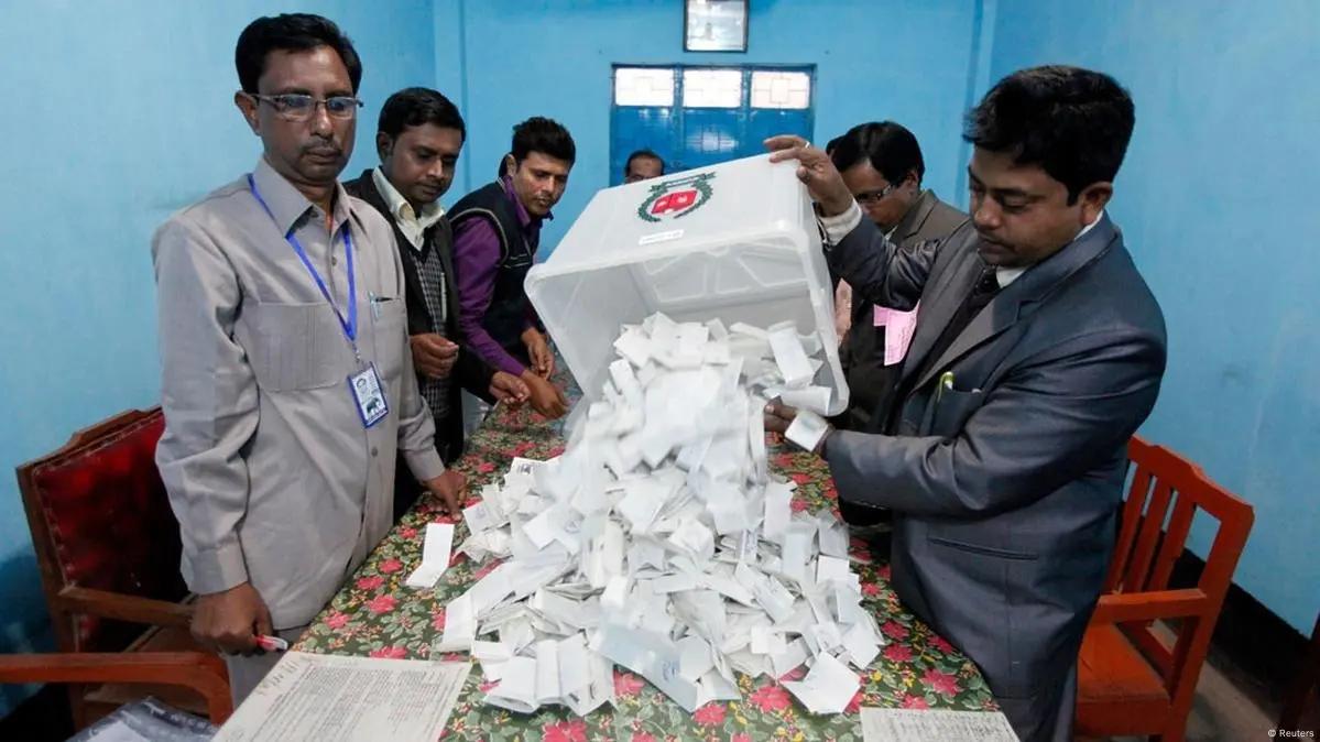 ব্যর্থ নির্বাচন কমিশন
